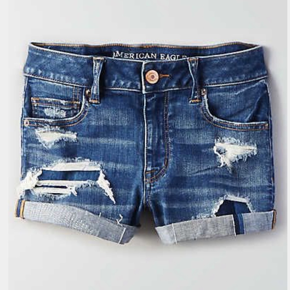 American Eagle High-waisted shorties! 18